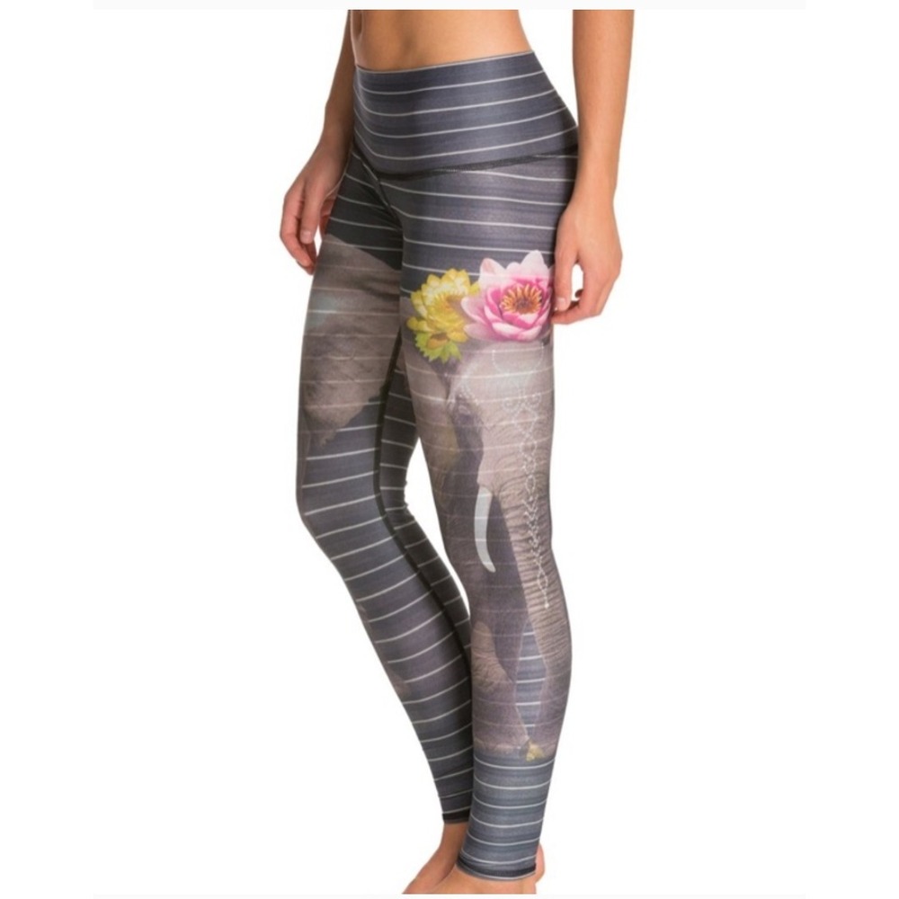 TEEKI Love The Elephants Leggings Womens M Gray Hot‎ Yoga Boho Festival Active